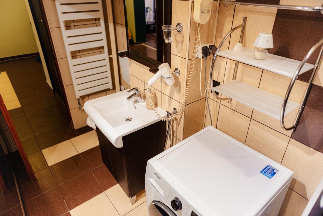 Comfy Apartment With Private Parking And Netflix Bucareste Exterior foto