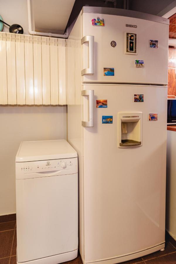 Comfy Apartment With Private Parking And Netflix Bucareste Exterior foto